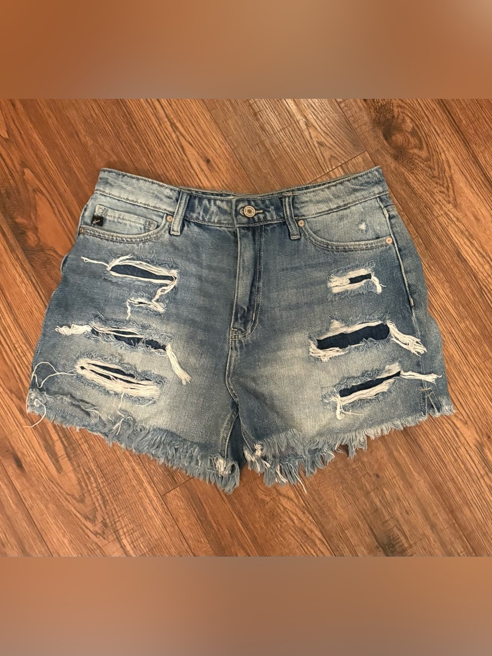 KanCan Distressed Light Blue Denim Cutoff Shorts Size 9